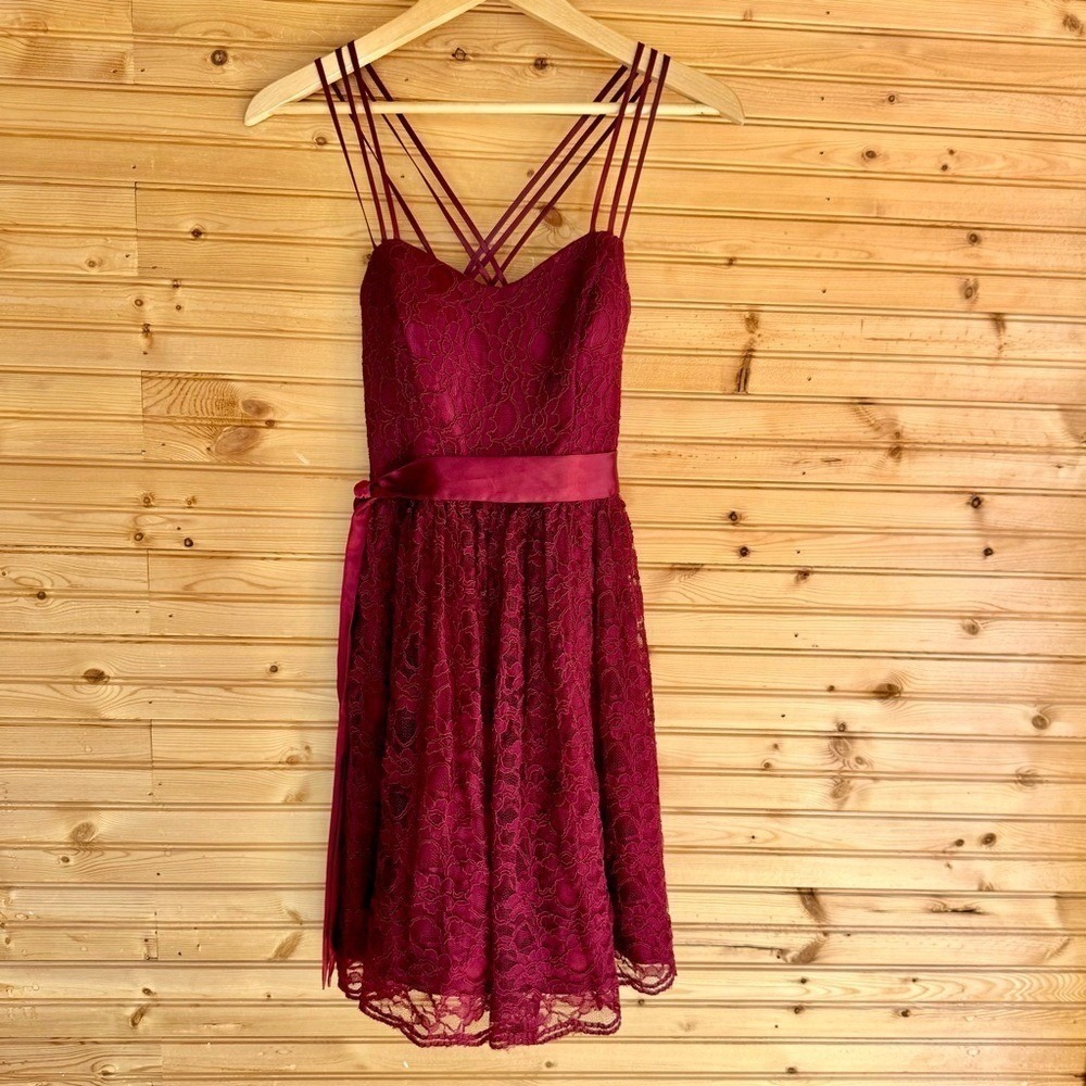 Windsor Dress Semi-Formal Burgundy Lace 7/8 Hoco Fairy TimelessHoliday Party